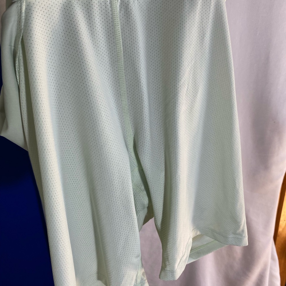 Baleaf Light Green Skirt with Side Slits, Size Large - Picture 8 of 8